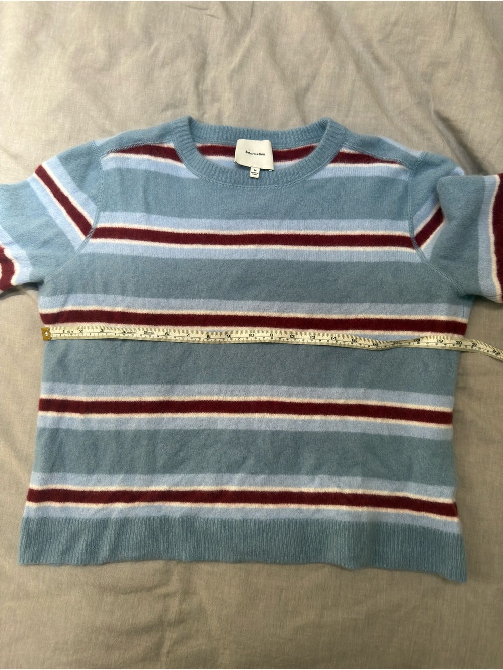 Reformation cashmere boyfriend sweater M Bluebell - Picture 2 of 4